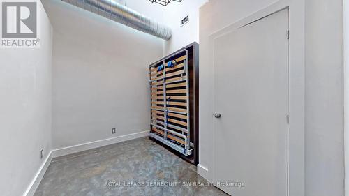 124 - 326 Carlaw Avenue, Toronto, ON - Indoor Photo Showing Other Room