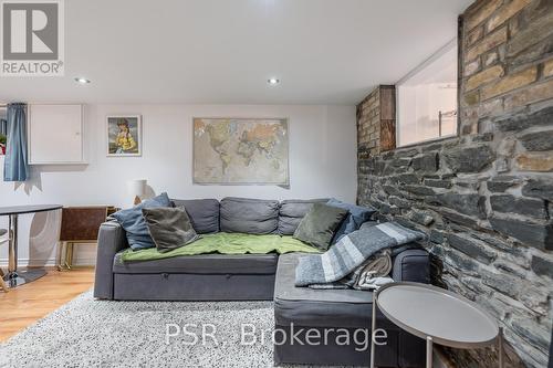 21 Burnfield Avenue, Toronto, ON - Indoor Photo Showing Living Room