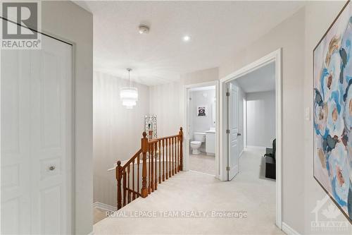 246 Tandalee Crescent, Ottawa, ON - Indoor Photo Showing Bedroom