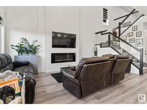 316 42 St Sw, Edmonton, AB - Indoor With Fireplace