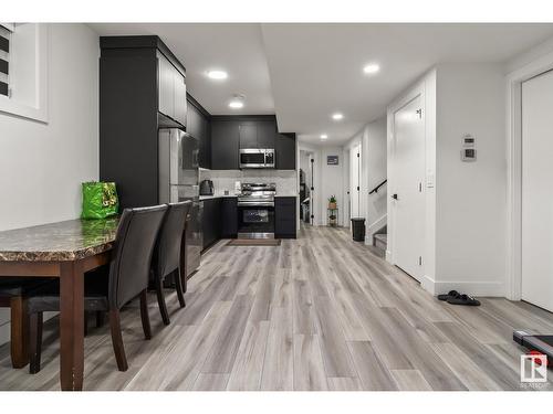 316 42 St Sw, Edmonton, AB - Indoor Photo Showing Dining Room