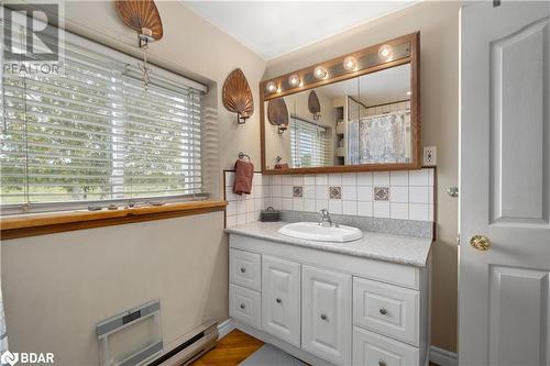 1868 County Road 14, Ameliasburg, ON - Indoor Photo Showing Bathroom