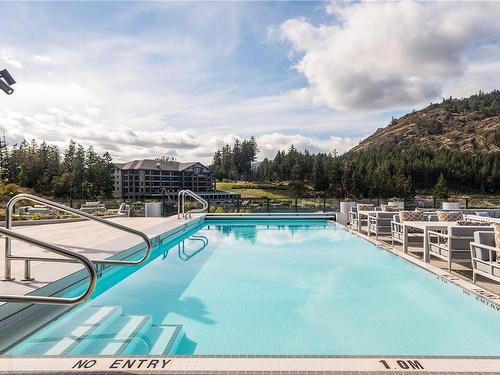 1410-2000 Hannington Rd, Langford, BC - Outdoor With In Ground Pool