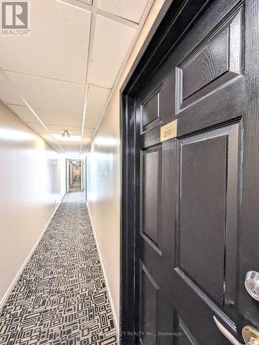 210 - 2351 Kennedy Road, Toronto, ON - Indoor Photo Showing Other Room