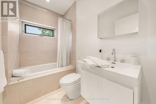 102 Robert Street, Toronto, ON - Indoor Photo Showing Bathroom