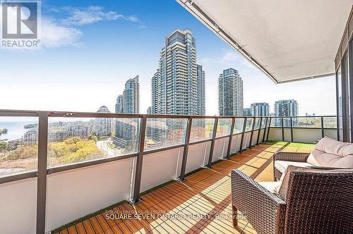 1621 - 30 Shore Breeze Drive, Toronto, ON 