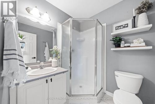 1686 Radcliffe Drive, Oshawa (Samac), ON - Indoor Photo Showing Bathroom