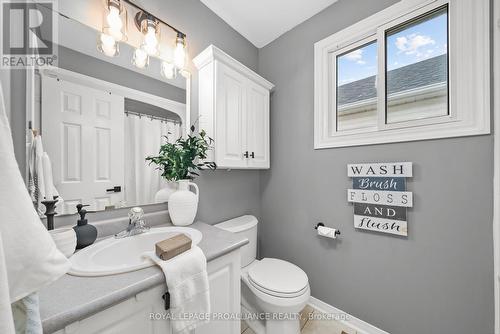 1686 Radcliffe Drive, Oshawa (Samac), ON - Indoor Photo Showing Bathroom