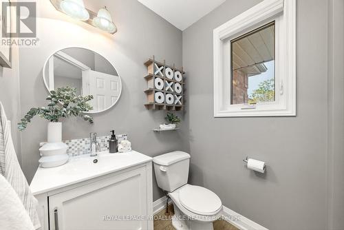 1686 Radcliffe Drive, Oshawa (Samac), ON - Indoor Photo Showing Bathroom