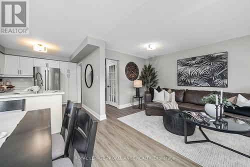 1686 Radcliffe Drive, Oshawa (Samac), ON - Indoor Photo Showing Kitchen