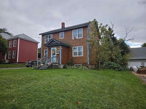 151 Church Street, Amherst, NS 