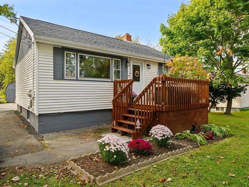 2 Killarney Drive, Bedford, NS 