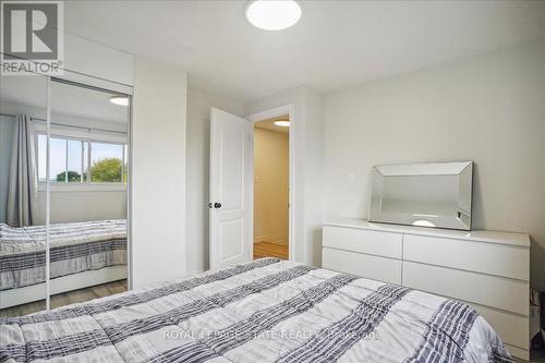 12 - 36 Greendale Drive, Hamilton, ON - Indoor Photo Showing Bedroom