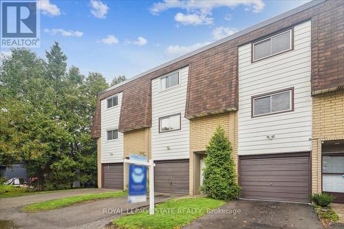 12 - 36 Greendale Drive, Hamilton, ON - Outdoor