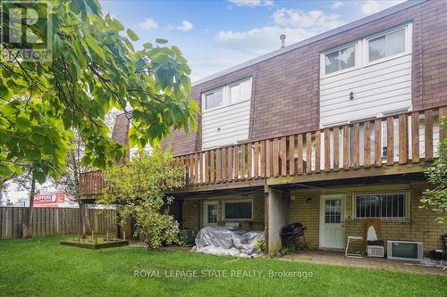 12 - 36 Greendale Drive, Hamilton, ON - Outdoor With Balcony With Deck Patio Veranda