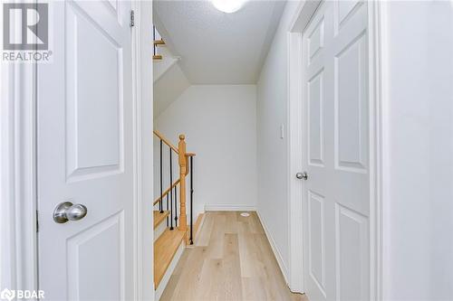 2420 Baronwood Drive, Oakville, ON - Indoor Photo Showing Other Room