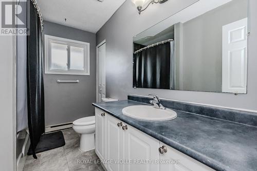 62 Ripley Crescent, Kitchener, ON - Indoor Photo Showing Bathroom