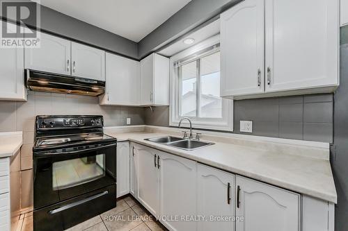 62 Ripley Crescent, Kitchener, ON - Indoor Photo Showing Kitchen With Double Sink