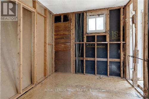 1541 Bella Vista Drive, Ottawa, ON - Indoor Photo Showing Other Room