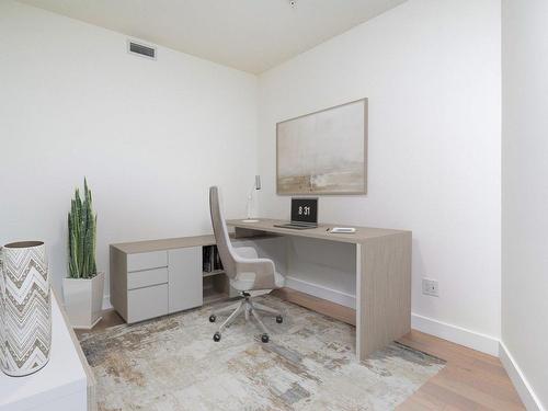 Bedroom - 803-1552 Rue Des Bassins, Montréal (Le Sud-Ouest), QC - Indoor Photo Showing Office