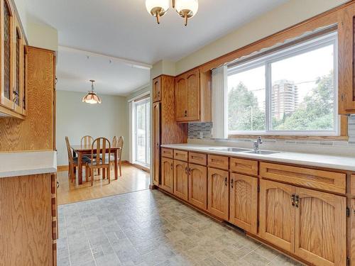 Kitchen - 34 59E Avenue, Laval (Laval-Des-Rapides), QC - Indoor Photo Showing Kitchen With Double Sink