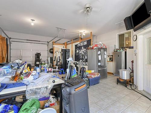 Garage - 5891 Rue Principale, Saint-Zénon, QC - Indoor Photo Showing Gym Room