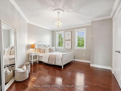 69 Bellhouse Pl, Whitby, ON - Indoor Photo Showing Bedroom