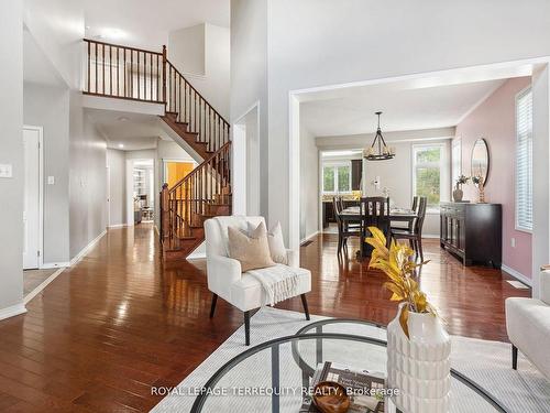 69 Bellhouse Pl, Whitby, ON - Indoor Photo Showing Living Room