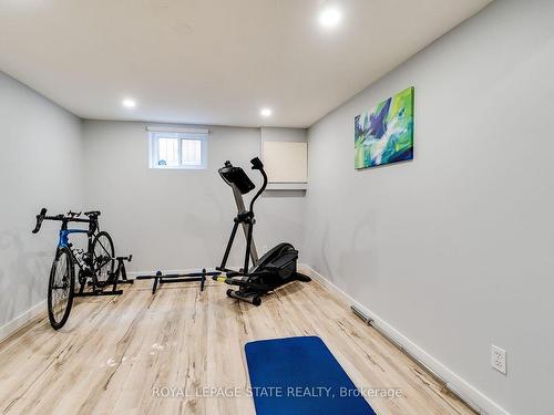 3448 Caplan Cres, Burlington, ON - Indoor Photo Showing Gym Room