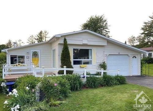 15 Evergreen Lane, White Lake, ON 