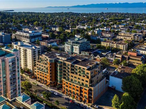 205-1029 View St, Victoria, BC - Outdoor With View