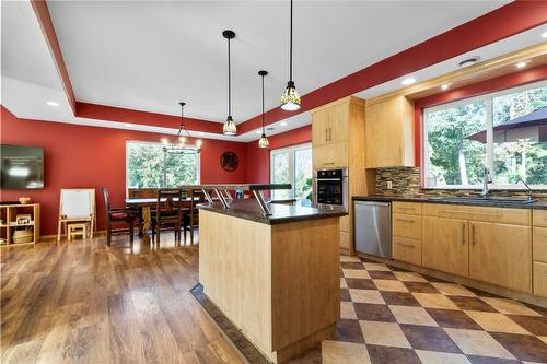 1534 Recline Ridge Road, Tappen, BC - Indoor Photo Showing Kitchen