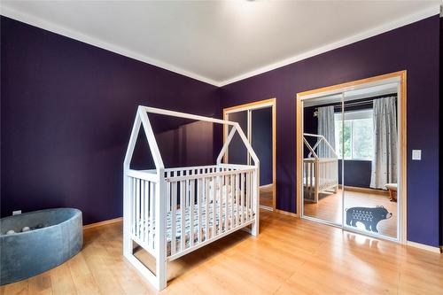 1534 Recline Ridge Road, Tappen, BC - Indoor Photo Showing Bedroom