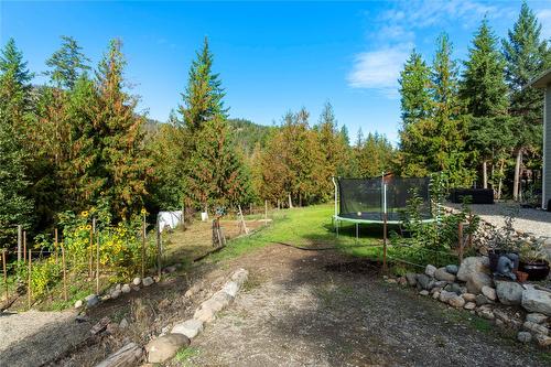 1534 Recline Ridge Road, Tappen, BC - Outdoor