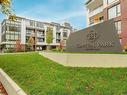 405-550 Michigan St, Victoria, BC  - Outdoor With Balcony With Facade 