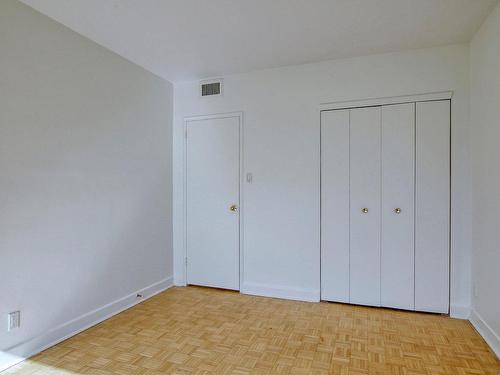 Chambre Ã Â coucher - 712-3555 Ch. De La Côte-Des-Neiges, Montréal (Ville-Marie), QC 