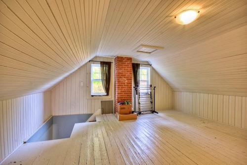 Loft - 801 5E Rang O., Lochaber-Partie-Ouest, QC 