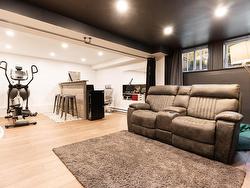 Family room - 