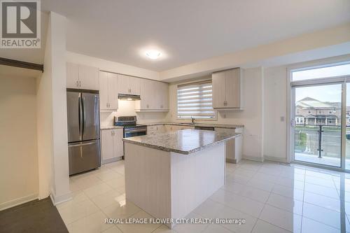 Upr Fl - 415 Veterans Drive, Brampton, ON - Indoor Photo Showing Kitchen