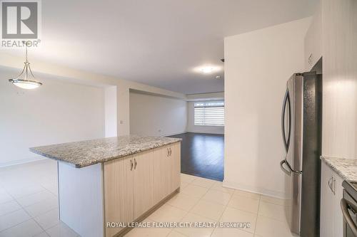 Upr Fl - 415 Veterans Drive, Brampton, ON - Indoor Photo Showing Kitchen