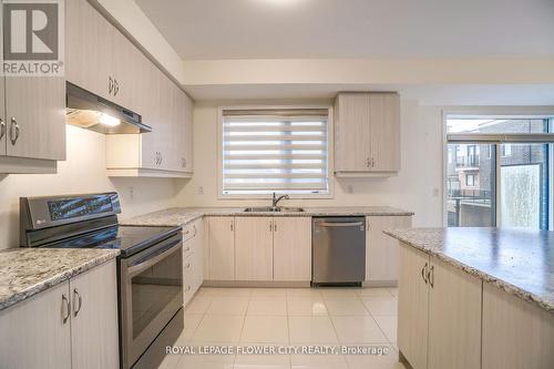 Upr Fl - 415 Veterans Drive, Brampton, ON - Indoor Photo Showing Kitchen With Double Sink With Upgraded Kitchen