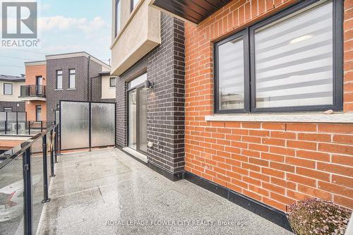 Upr Fl - 415 Veterans Drive, Brampton, ON - Outdoor With Exterior