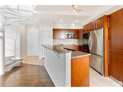 #511 10728 82 Av Nw, Edmonton, AB - Indoor Photo Showing Kitchen