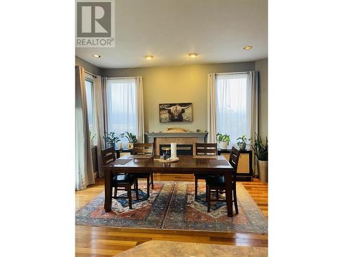 13335 Trail Way, Dawson Creek, BC - Indoor Photo Showing Dining Room