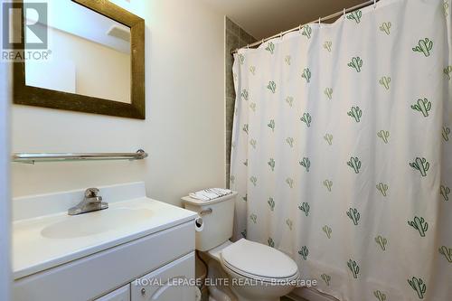 52 - 400 Bloor Street, Mississauga, ON - Indoor Photo Showing Bathroom