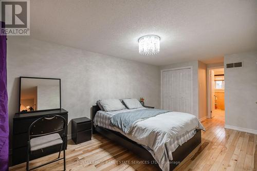 3582 Nablus Gate, Mississauga, ON - Indoor Photo Showing Bedroom