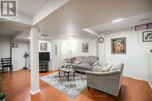 3582 Nablus Gate, Mississauga, ON - Indoor Photo Showing Living Room