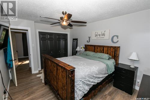 127 Atlantic Avenue, Kerrobert, SK - Indoor Photo Showing Bedroom