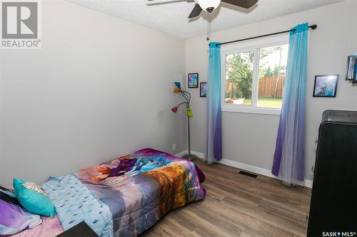 127 Atlantic Avenue, Kerrobert, SK - Indoor Photo Showing Bedroom