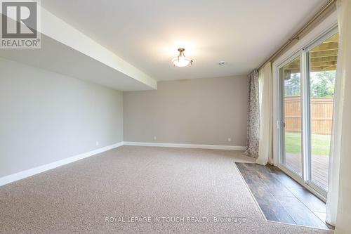 57A Maplewood Parkway, Oro-Medonte, ON - Indoor Photo Showing Other Room